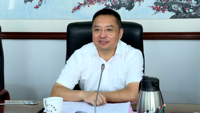 在随后召开的座谈会上,湖里区副区长周小刚对代表团的到来表示欢迎,并