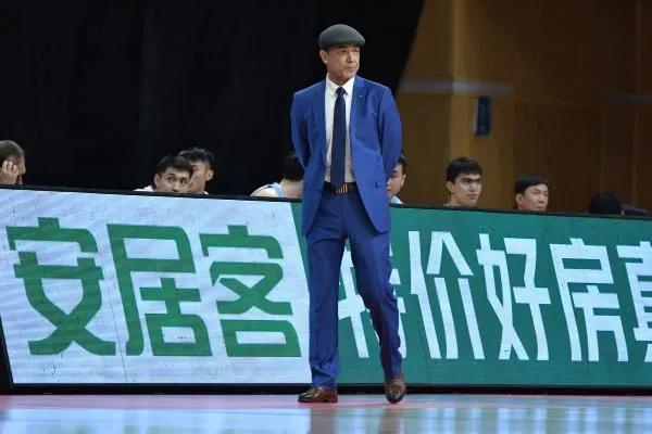 cba CBA下赛季五大主帅，杜锋只能屈居第二，榜首是其老师
