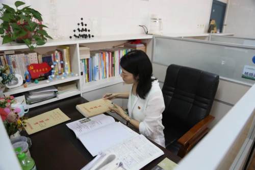 专访2021年全国最美教师张莎莎此生为师青春无悔