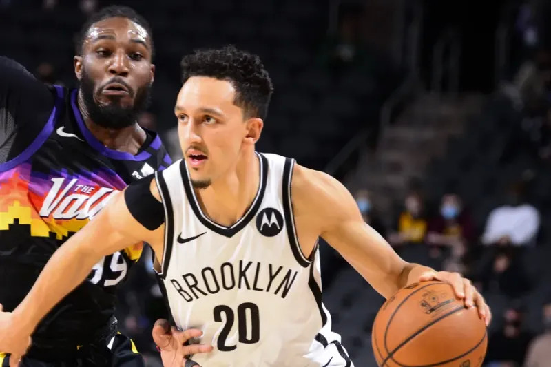 nba 兰德里-沙梅特是布克有史以来最棒的替补球员希望能取替布克！