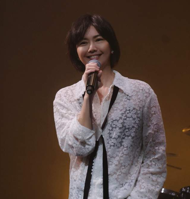 "冷门歌手"斯蒂芬妮演唱会《不要太冷》打造夏天最浪漫的相遇