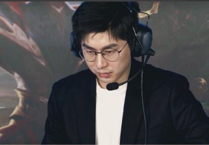 xyg宣布新教练大黄功成身退三个月拿到kpl临时席位就是强