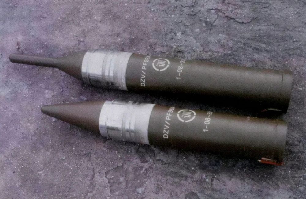 罕见展示破甲弹单兵大炮120火箭筒可瘫痪三代坦克