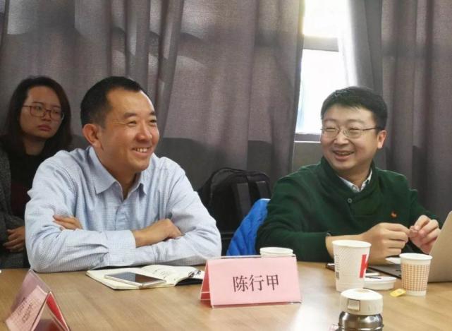 陈行甲:我如何闯过了抑郁症的黑暗隧道