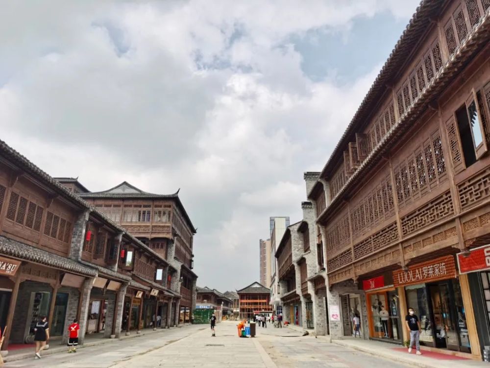 闪亮登场千年通济街焕新颜