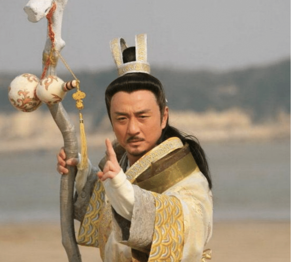 铁拐李已经是神仙,拥有神通的他,为什么不把自己的腿治好?