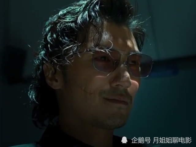 《怒火·重案》由陈木胜导演执导,甄子丹和谢霆锋主演,打斗戏尤为精彩