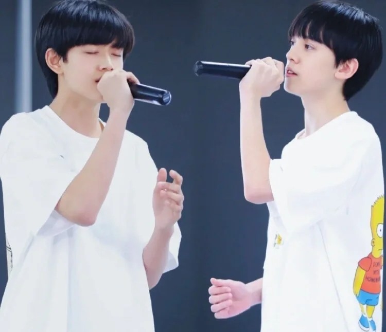 张极左航 绝美头像 壁纸【极地航行】_腾讯新闻