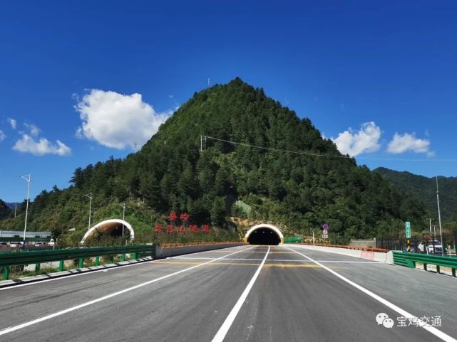 银昆高速陕西段出入口图片