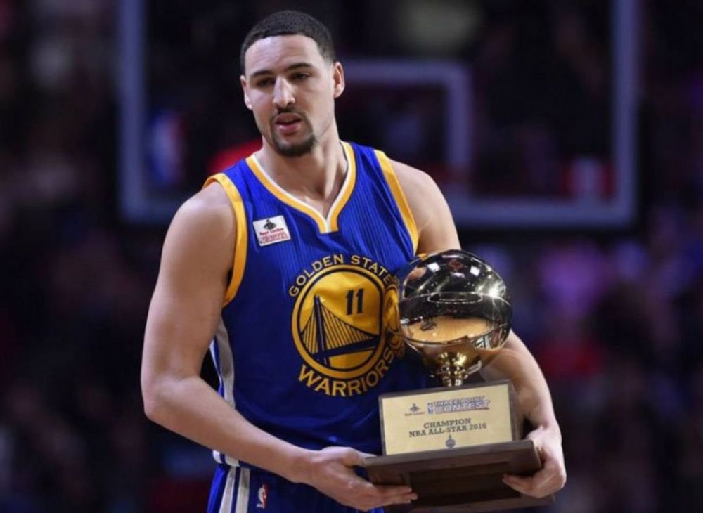库里 2016年，NBA75年来最好的赛季！满满的都是回忆