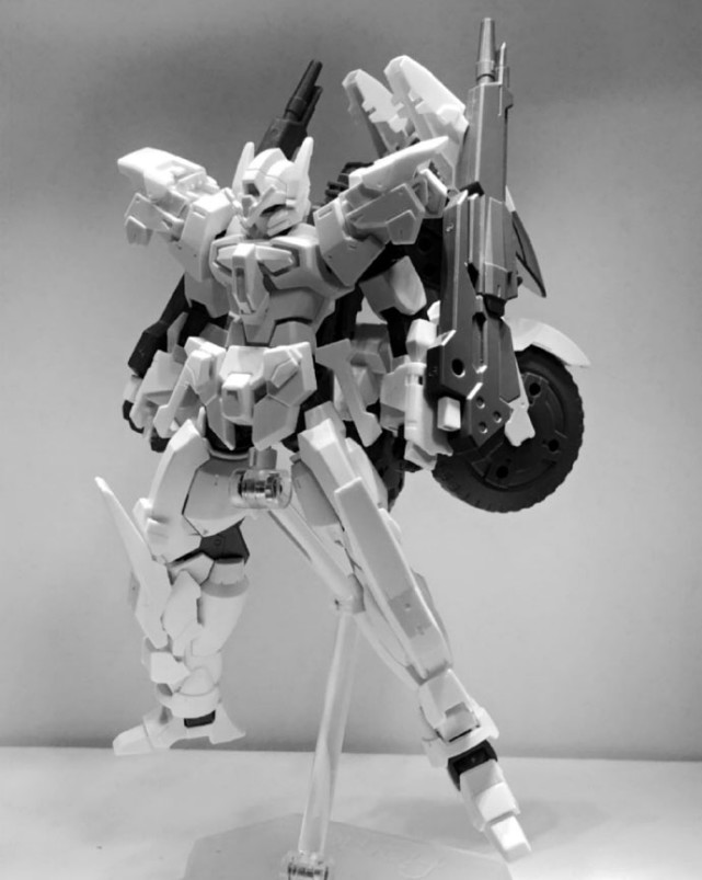 模玩控:高达age巨人改造可变形机车机甲