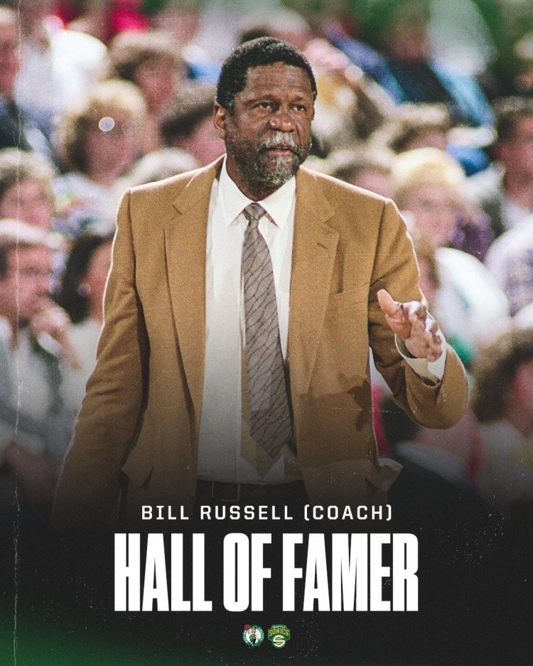 比尔拉塞尔同时以球员和教练身份入选名人堂历史第五人