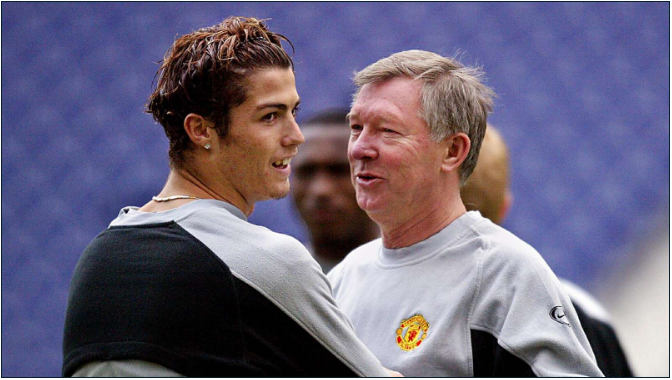 暖心梦剧场c罗双响弗格森1罕见举动令人动容曼联有他真好