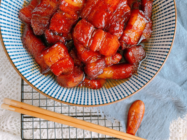 中秋宴客少不了的硬菜——红烧肉,几十年配方,色泽红润肥而不腻