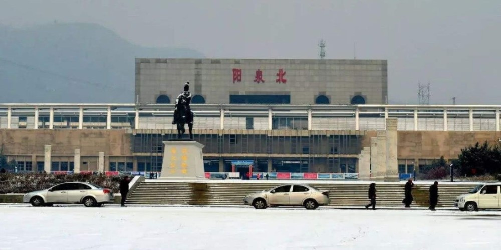 盤錦北站,它坐落在遼寧省盤錦市盤山縣甜水鄉孫家村,距離溝幫子鎮6