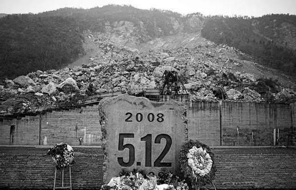 比如2005年,美国遭遇卡特里娜飓风灾难,还有2011年,日本发生311大地震