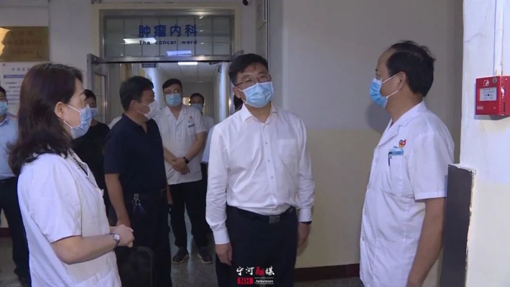 白凤祥主持召开宁河区创卫工作现场推进会并赴卫健系统调研