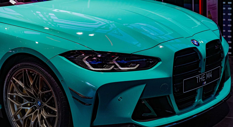 全新宝马m4薄荷绿实车曝光配备大量碳纤材质 Mpp套件全套原厂改装件 腾讯新闻