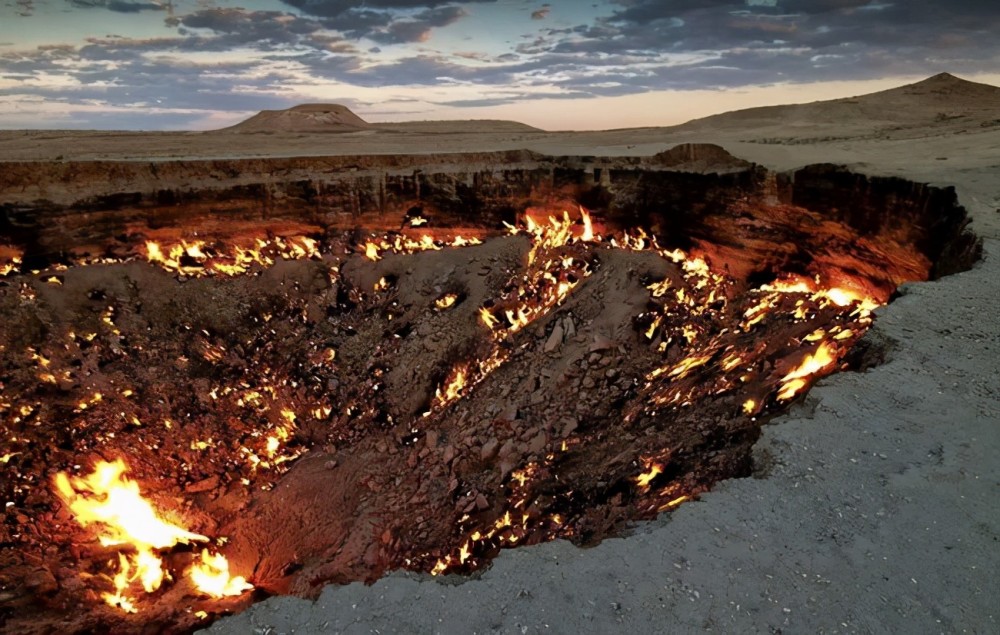 持续燃烧300年的煤山每年损失10亿元为何不能人工灭火