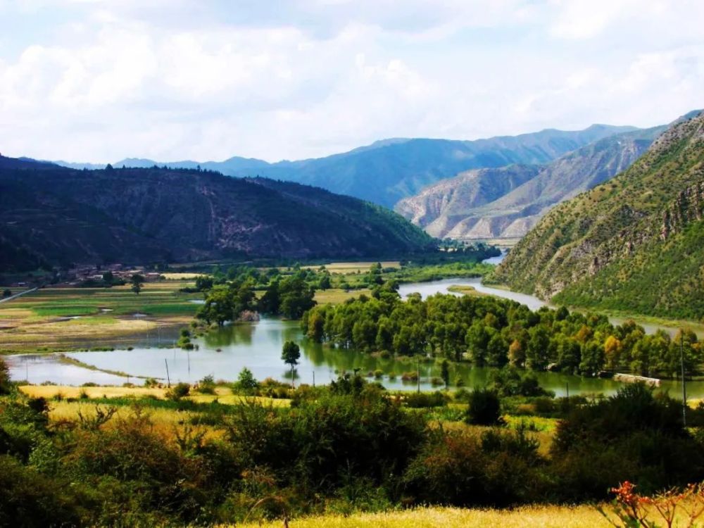 九月的临潭幸而与你相拥