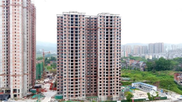 邻水安置房建设提速 让4万余百姓早日"出棚进楼"!