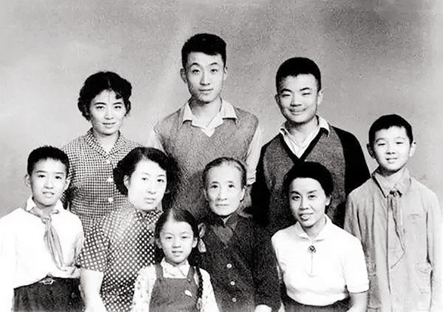 阎锡山的后代今何在?无一人在中国,五儿子偷娶二嫂却穷困潦倒