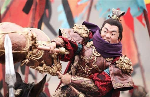 李元霸排行_李元霸不是被雷劈死,而是被此人所杀,他才是隋唐的第一高手