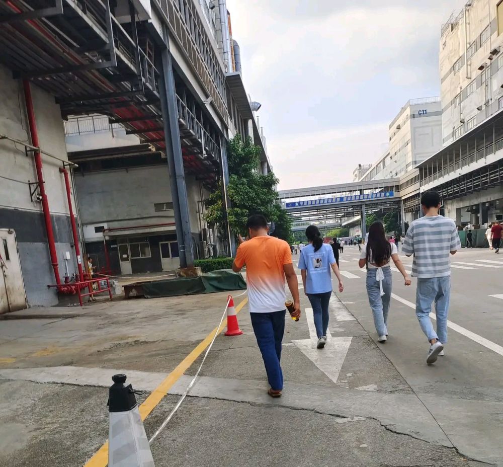 说说我的真实收入,在深圳上班7k不到,看看是不是拖后腿了