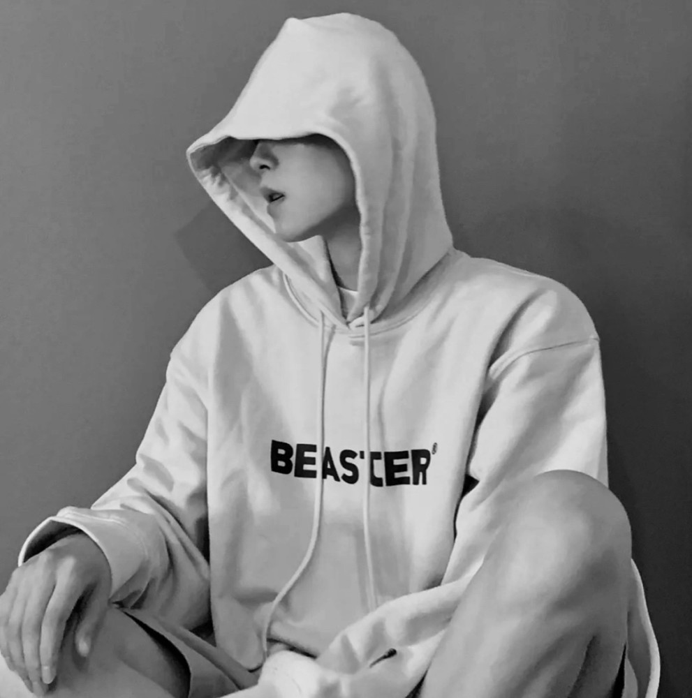 男生头像黑白高清无水印