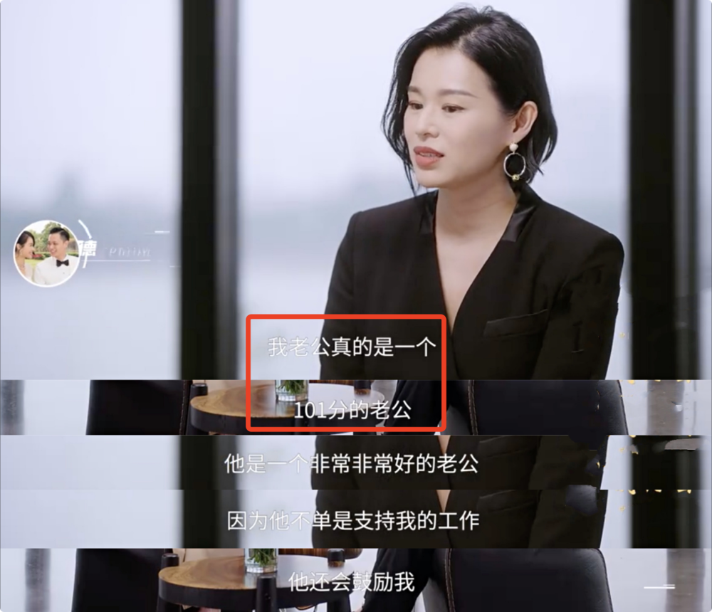 李乘德晒父子四人温馨同框，与胡杏儿视频聊天，老三神似大哥颜值高