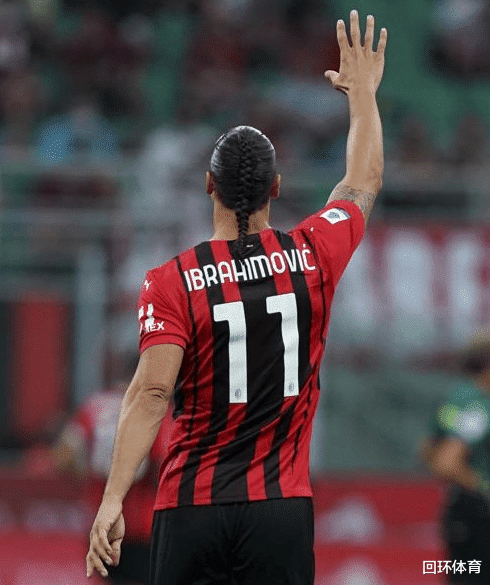 比如短发,长发,马尾辫,丸子头等造型,而如今已经40岁的伊布则扎起了