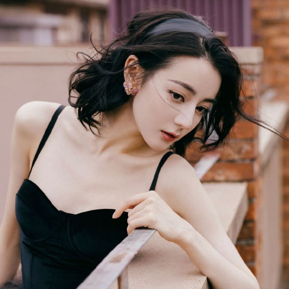 娱乐圈十位明艳风格的大美女 你第一时间会想到谁 看看有没有你喜欢的明星吧 腾讯新闻