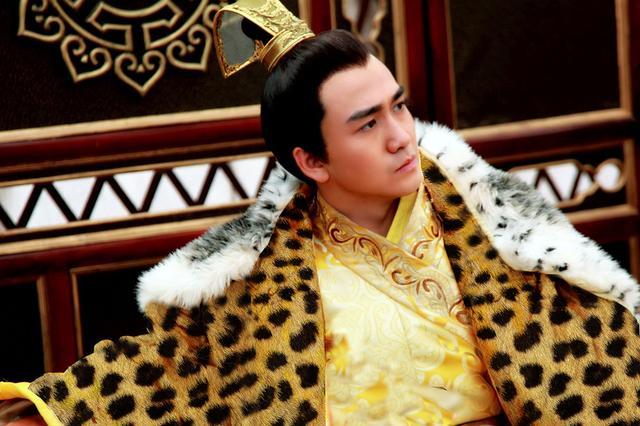 李世民明明把皇位传给了李治为啥最后变成了武则天称霸大唐