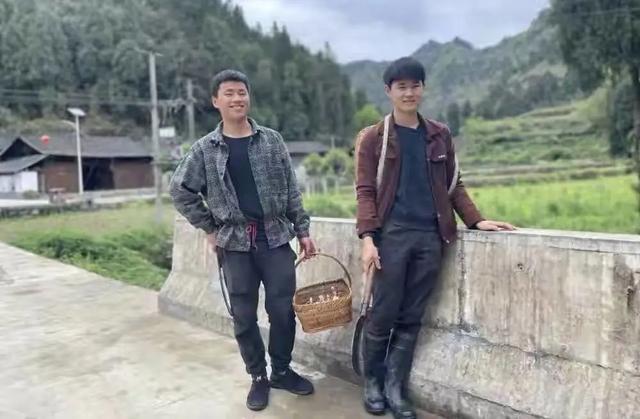 贵州穷小子母亲患癌后回乡创业年入两千万元粉丝700万