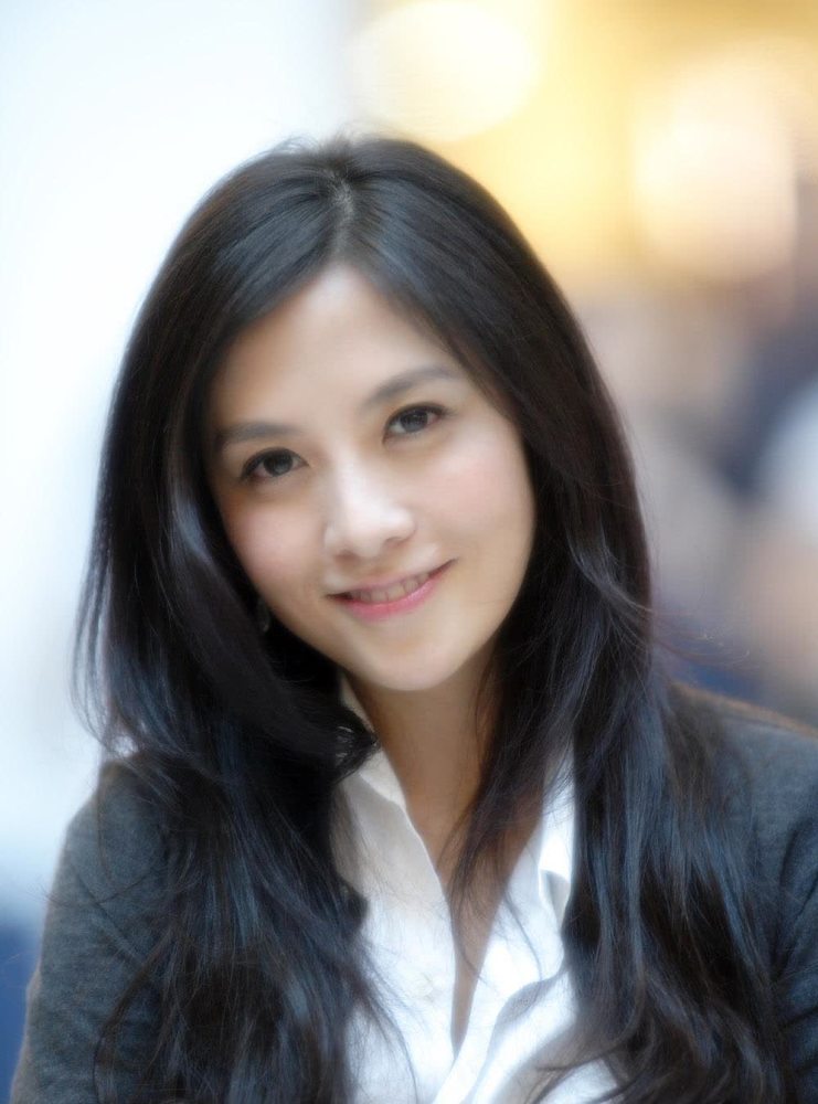 地产大亨之女纪凯婷30岁便身家500亿因真爱下嫁小5岁的穷小子