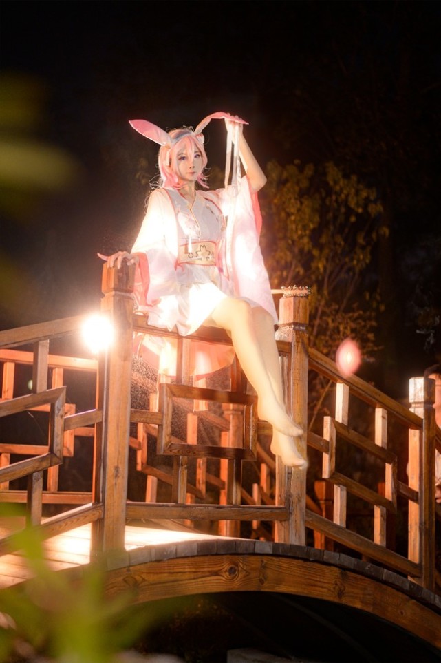 cos赏析:八重樱·无垢莲华