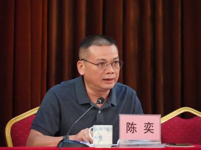 区委常委陈奕,区安委办主任张瑞享,区府办副主任赵旭,镇委书记叶华,镇