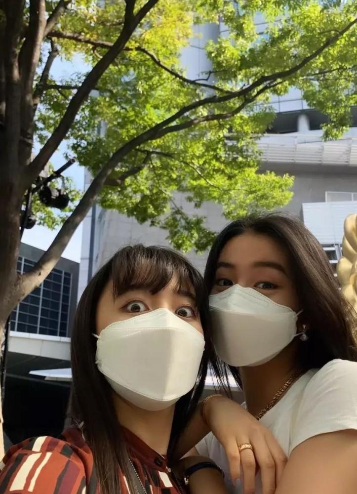 18岁木村光希久违晒心美合照姐妹逛街偶遇木村拓哉父女三人同框