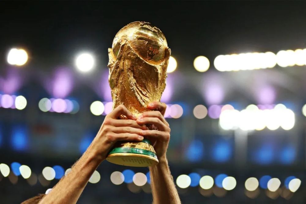 世界杯 两年一届？谁在“毁掉”世界杯｜点点专栏