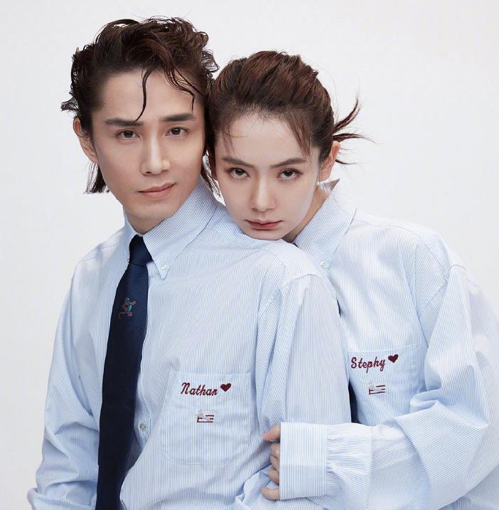 李承铉,戚薇太适合"顶流夫妻"了,情侣装造型,看着一点不土