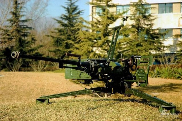 中国重机枪绝无仅有,2000米内扫穿悍马,实战能与23毫米高炮对决_腾讯