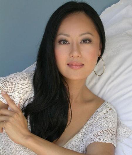 从人间富贵花,到负债累累,奢侈品让钟镇涛前妻章小蕙失去了啥