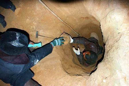 盗墓贼出手珍贵文物赚得400多万却被专家怒斥有眼无珠