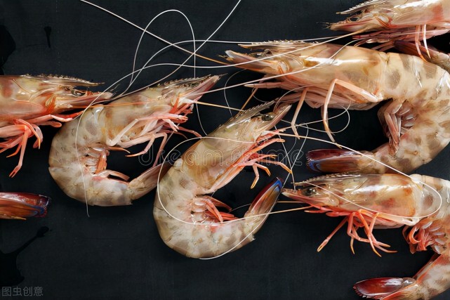 明虾基围虾和白对虾的区别那种虾比较好