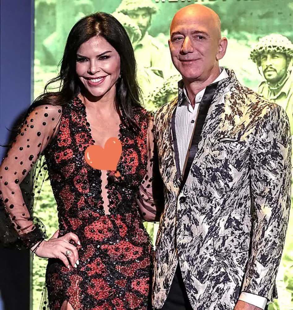 世界首富贝佐斯:即使分前妻380亿,也要和带3娃50岁女主播在一起