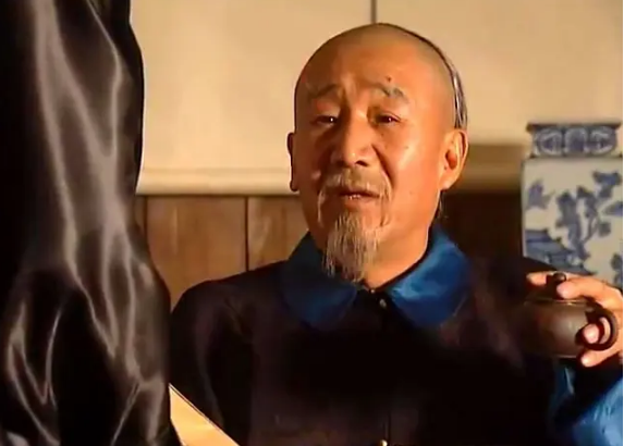 十五,姚启圣—苏廷石姚启圣也是康熙名臣,他可没养过马,反而在平三藩