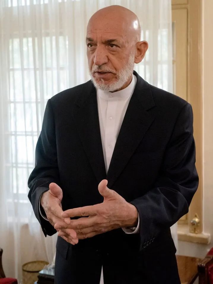 阿富汗前总统:"我很害怕,非常害怕"