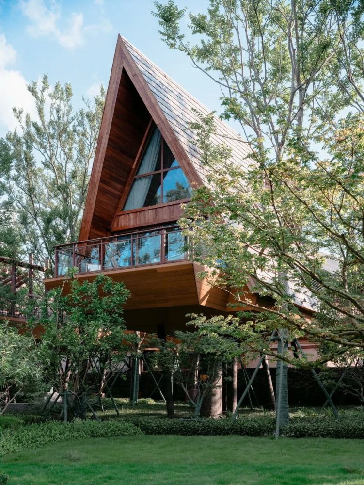 旅游精品酒店建筑设计广西桂林乐贝树屋案例