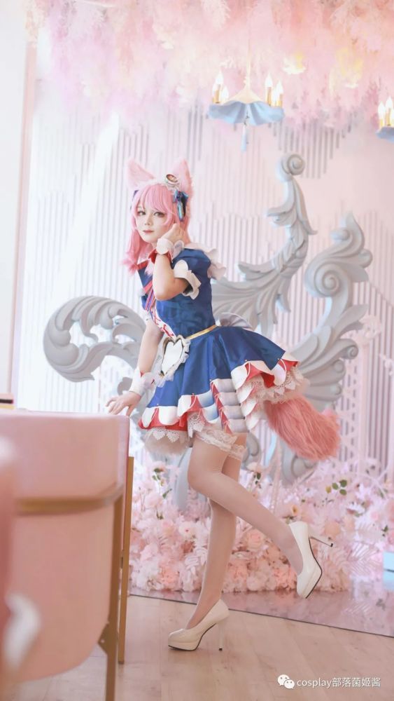 cos王者荣耀妲己女仆咖啡cos正片颜玖