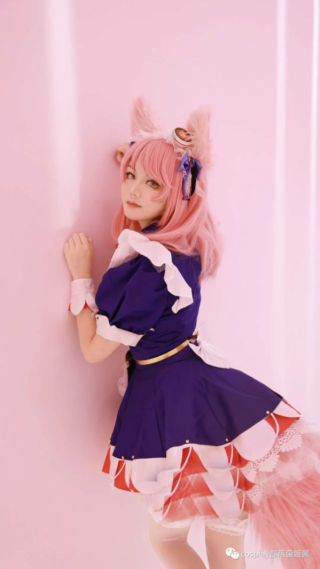 cos:王者荣耀妲己女仆咖啡cos正片@颜玖